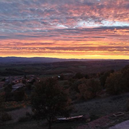 Отель 1 Naudebal Rebourguil Экстерьер фото